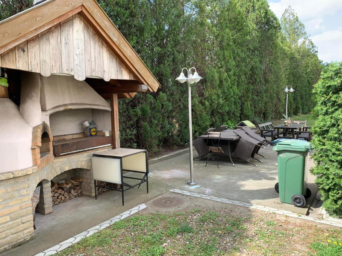 Agape 2 Lägenhet Palić Exteriör bild